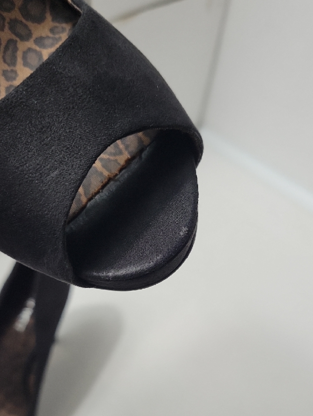 Nine West Black Peep-Toe Heels with Leopard Insole - Picture 9 of 9